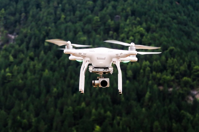 ** Dron kontra tradycyjne metody: Która technika analizy terenu jest lepsza dla fotografów krajobrazu?